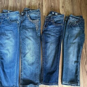 Lot of 4 pairs Miss Me capris 27 waist